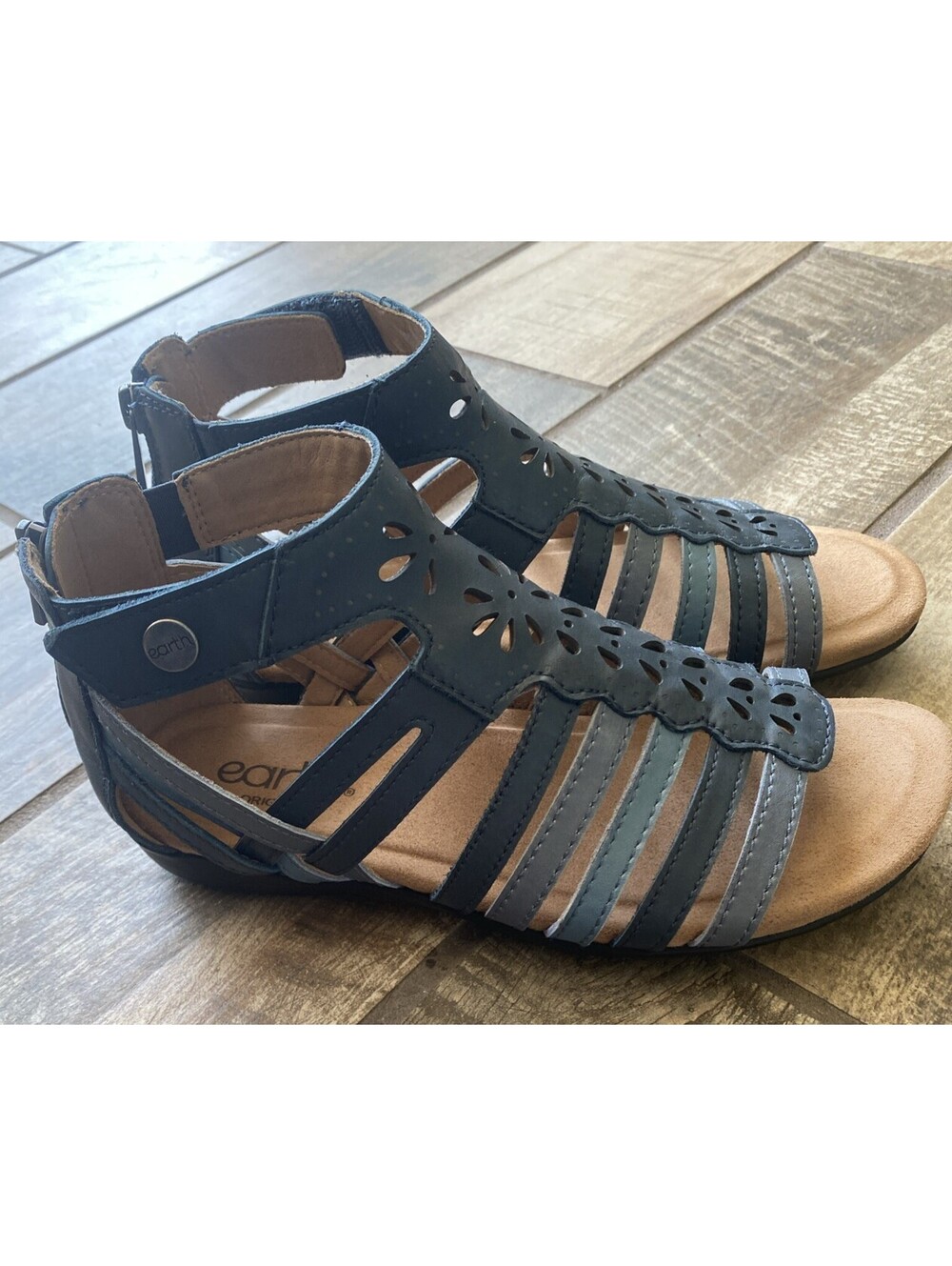 Earth Origins Bennie Women's 6.5 W Blue Multi Leather Strappy Gladiator Sandal